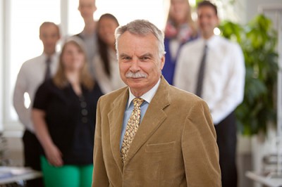 Dr. Alexander Loisel Dr. Alexander Loisel